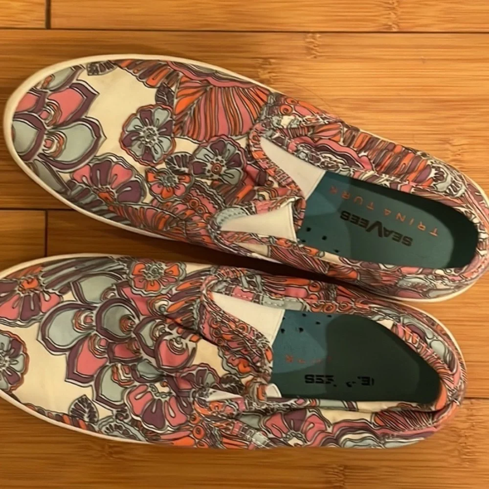 SeaVees experience vibrant