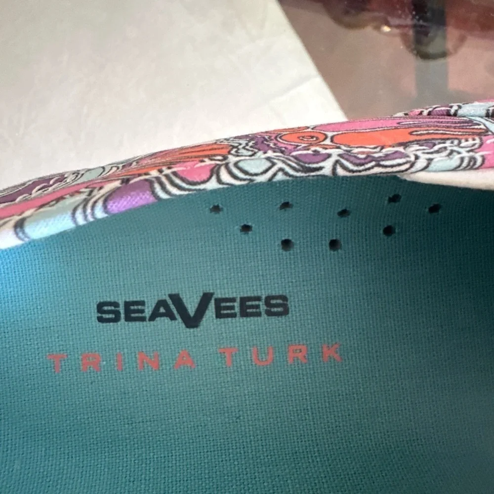 SeaVees experience vibrant