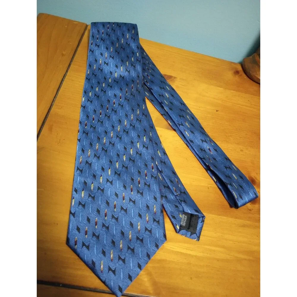 Gold Luck 100% Silk Men's Neck Tie