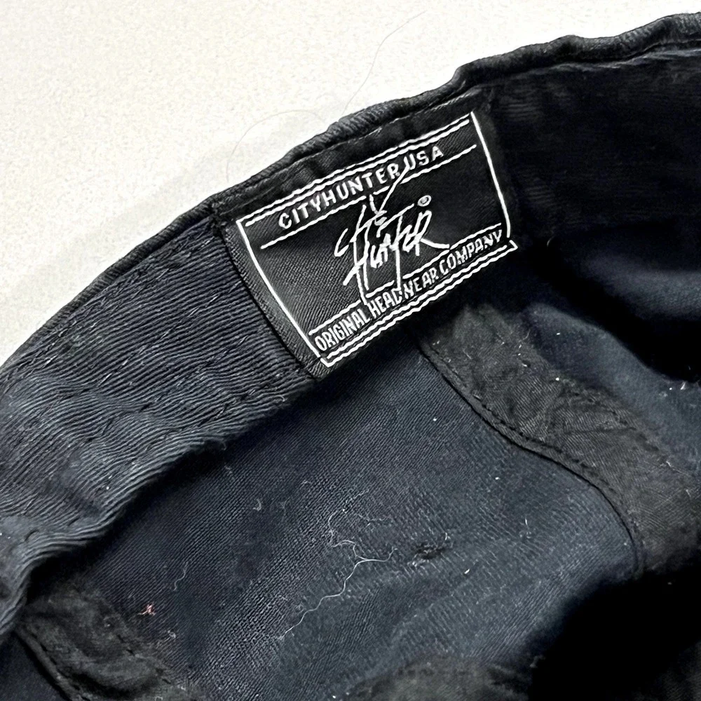 The Unbranded Brand socialflare curated