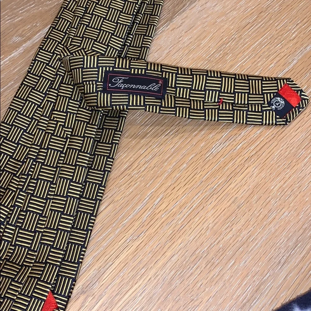 Faconnable hand made