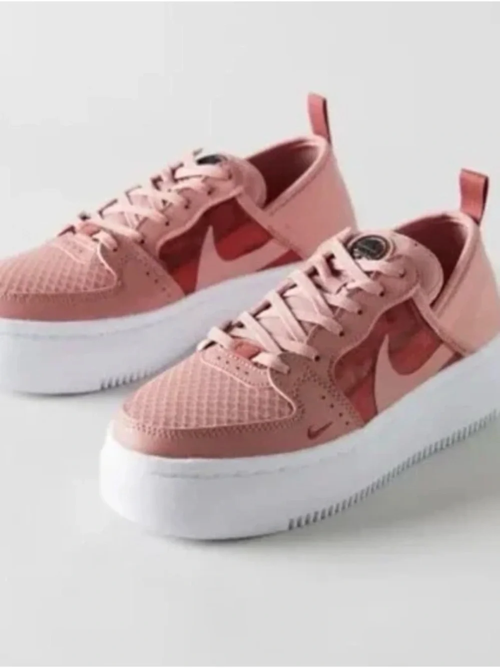 Nike chunky platform