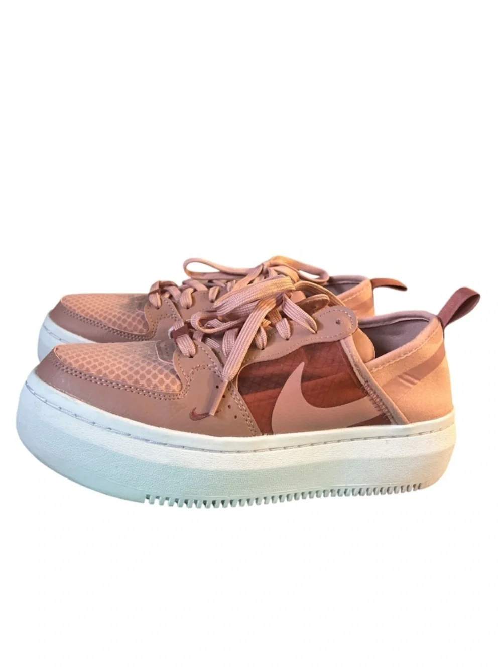 Nike chunky platform