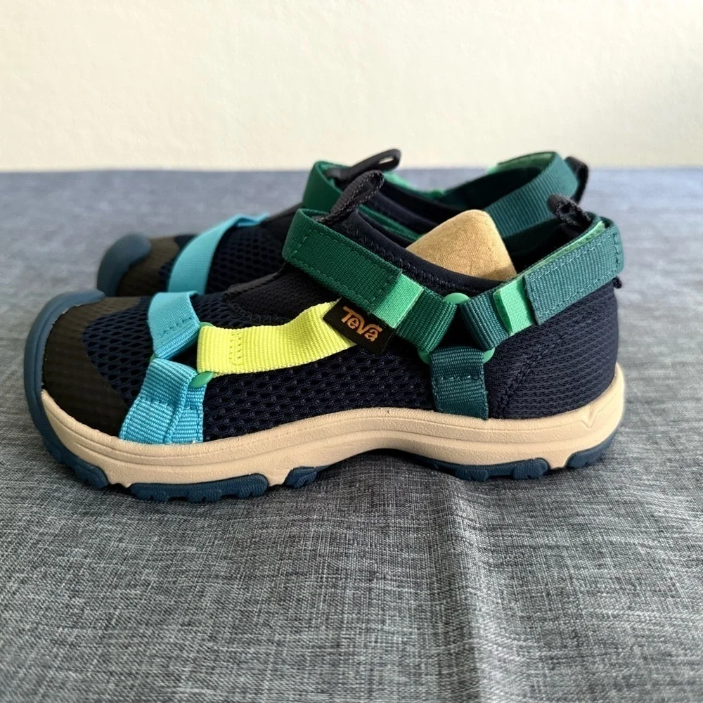 Teva stylish comfortable