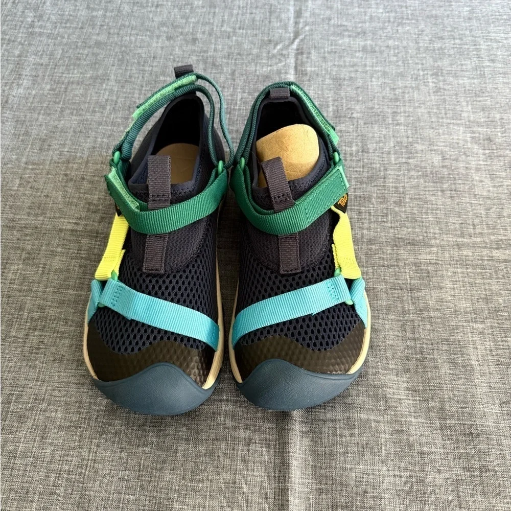 Teva stylish comfortable