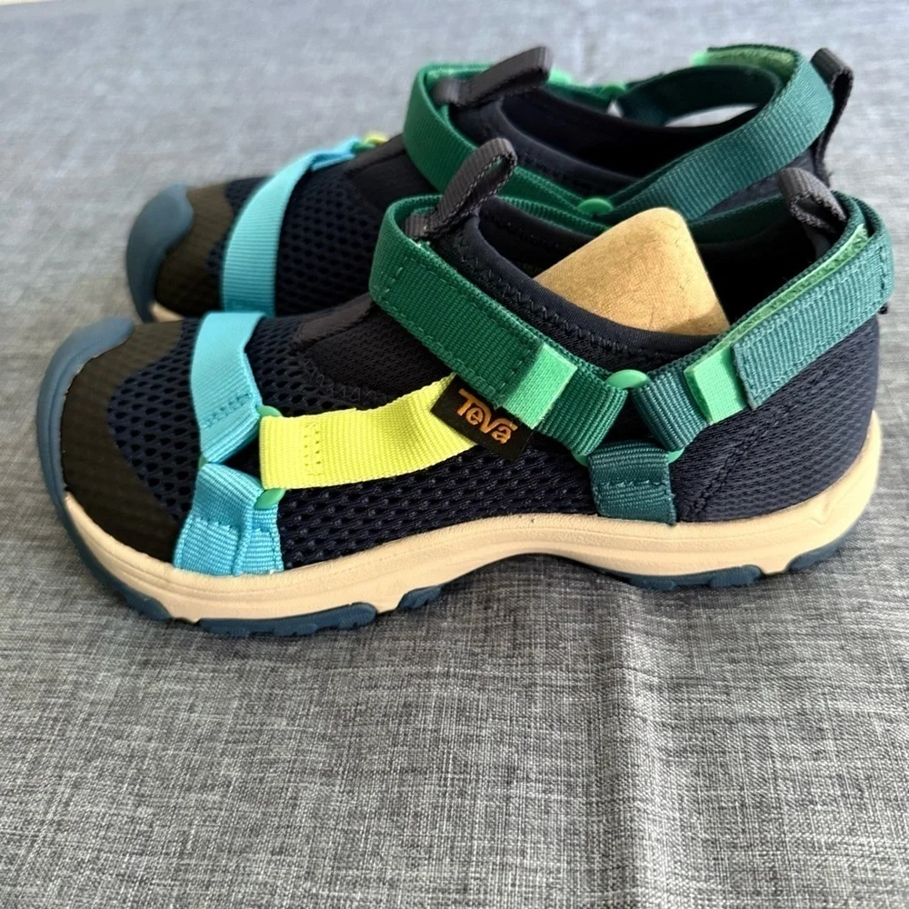 Teva stylish comfortable