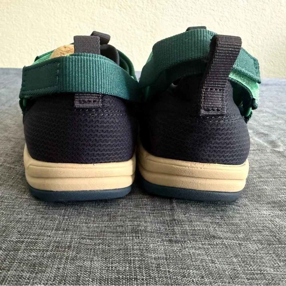 Teva stylish comfortable