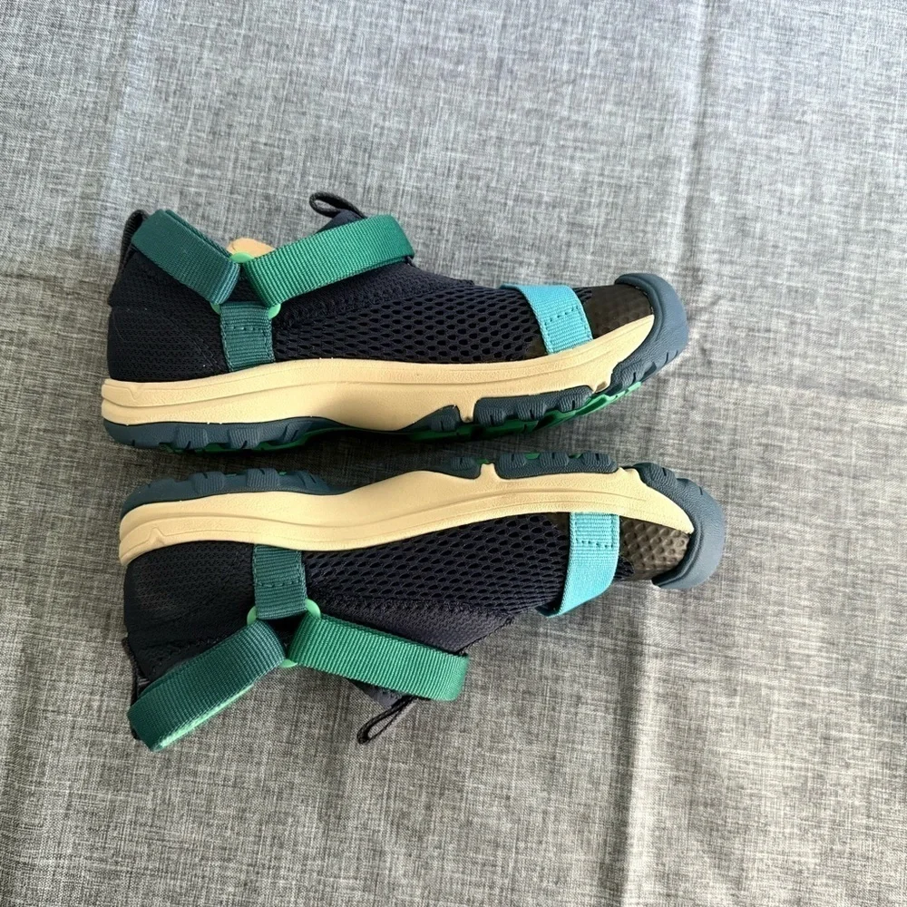 Teva stylish comfortable