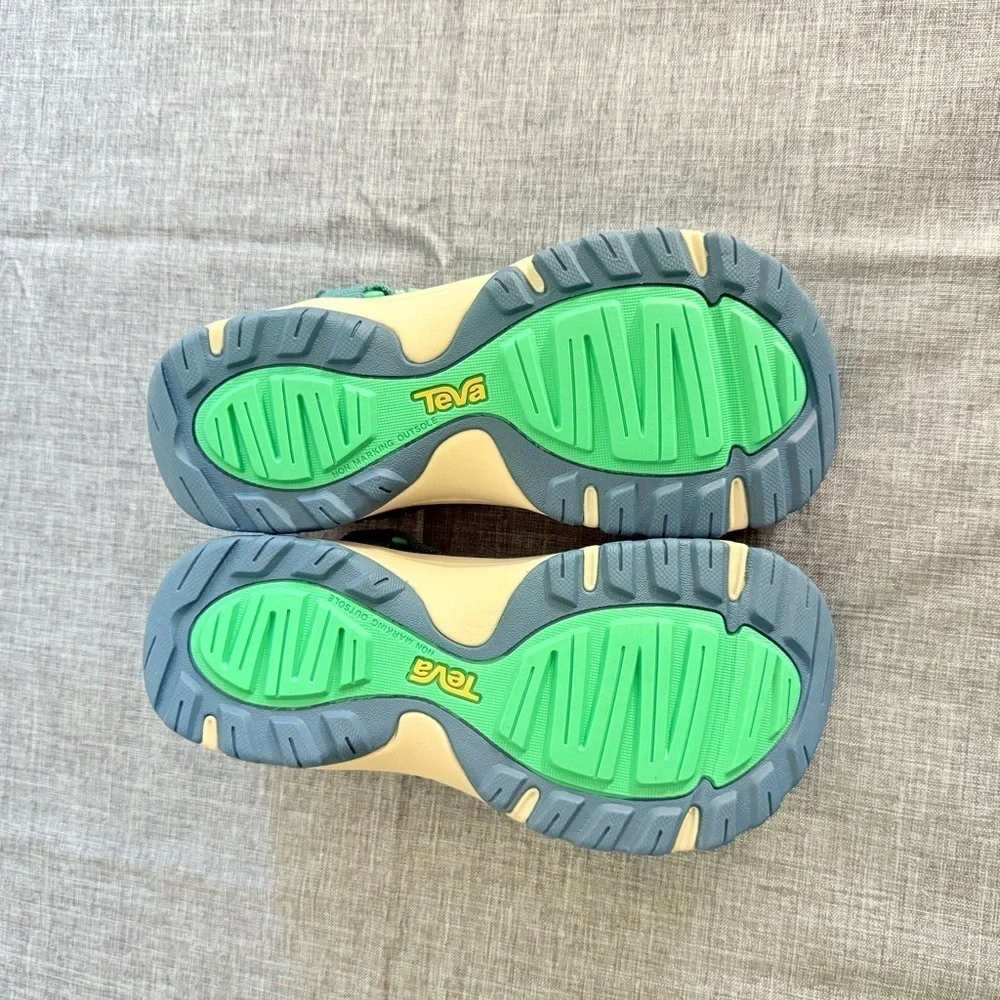 Teva stylish comfortable