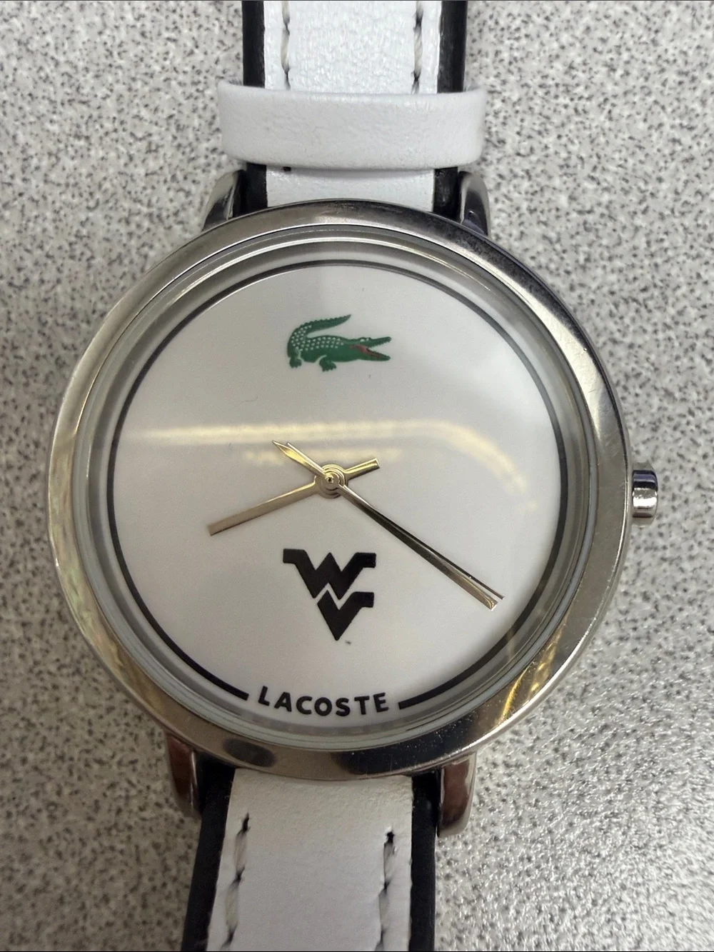 Lacoste branding strap subtle