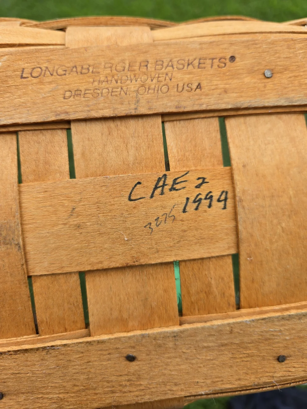 Longaberger Natural Brown Handwoven Wood Basket from 1994