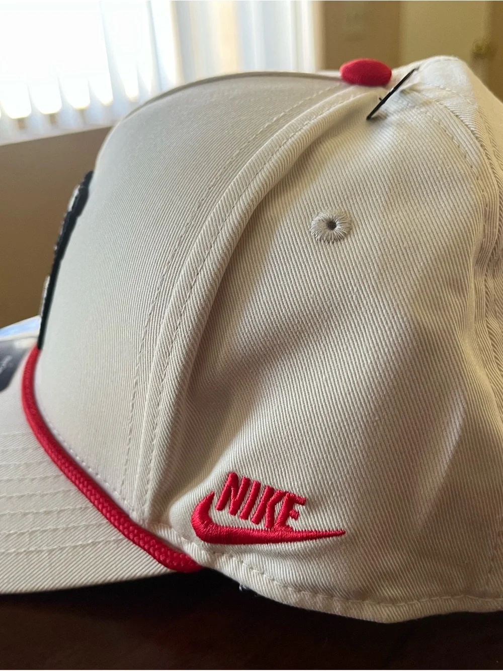Nike Georgia Bulldogs Rise Cap Veg Rope Hat Adjustable SnapBack Cream Red NWT