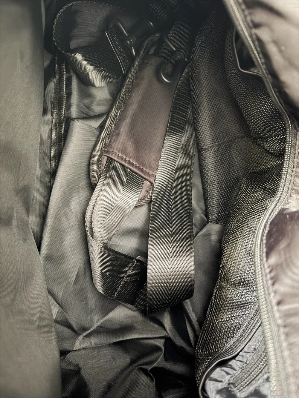 N/A black duffel