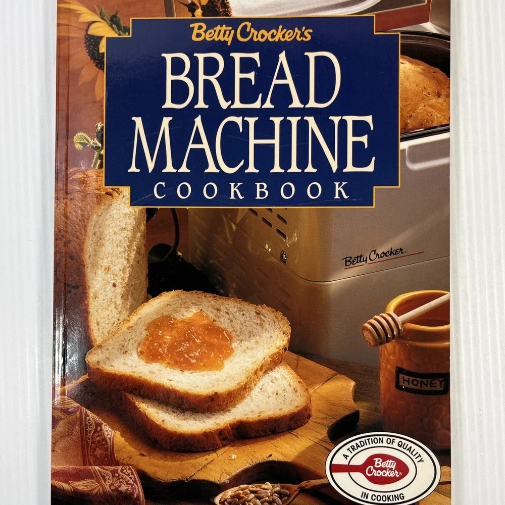 Betty Crocker's Bread Machine Cookbook Paperback Betty Crocker Ed Recipes Baking