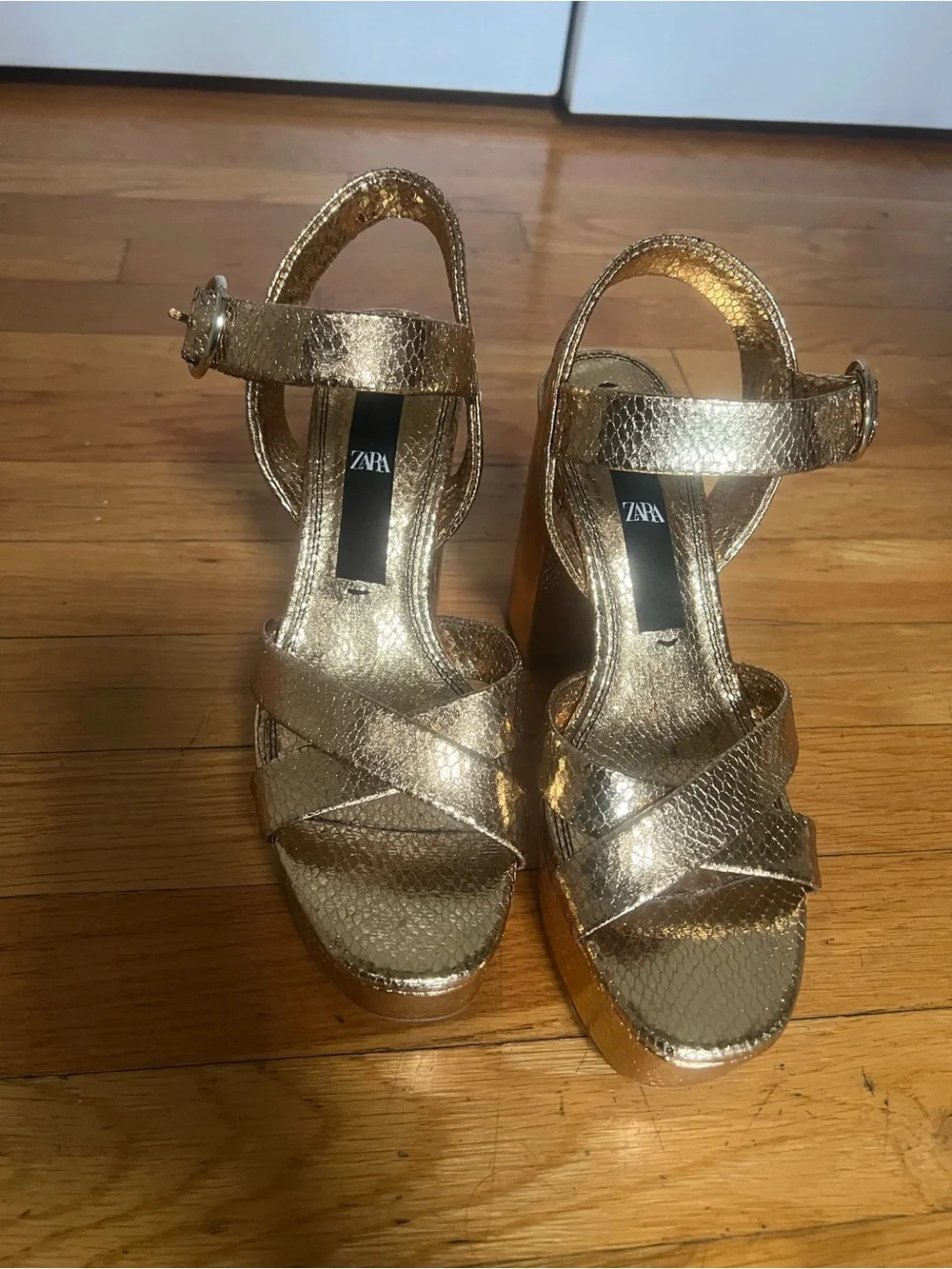 Zara bold metallic