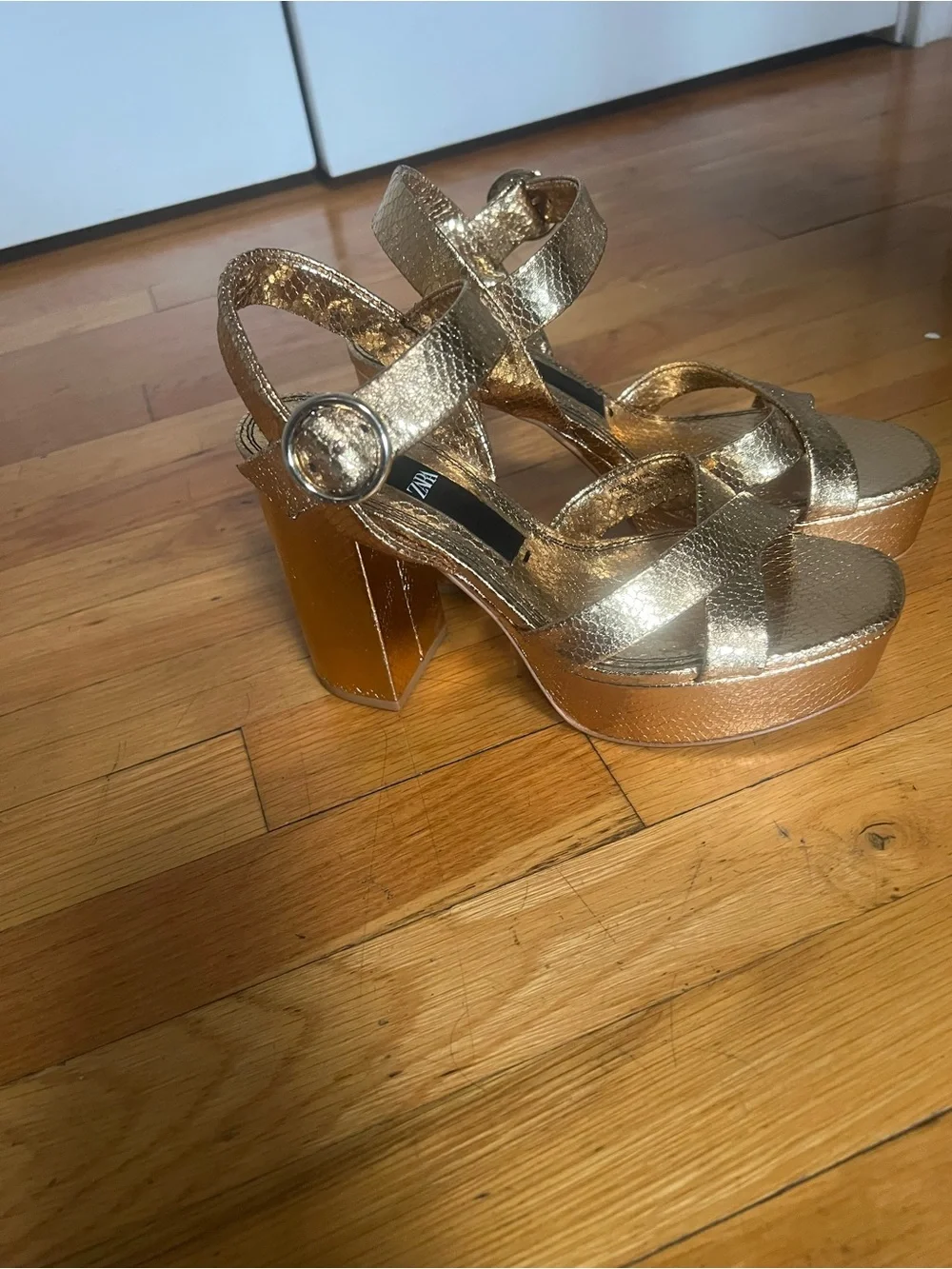 Zara bold metallic