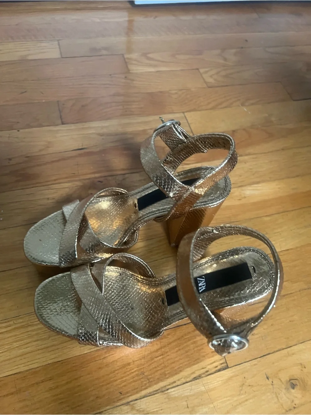 Zara bold metallic