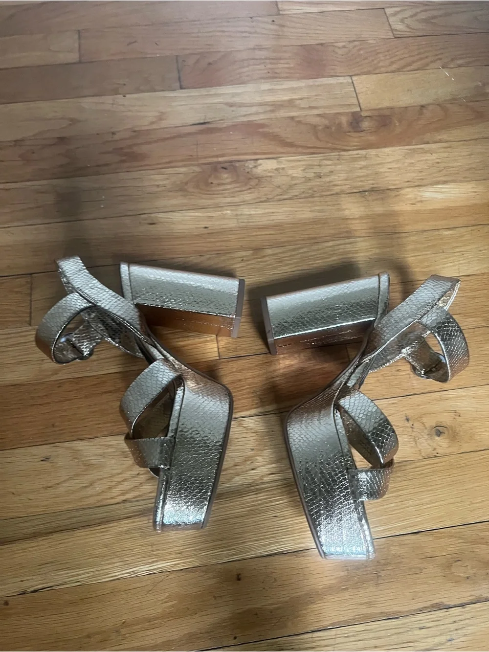 Zara bold metallic