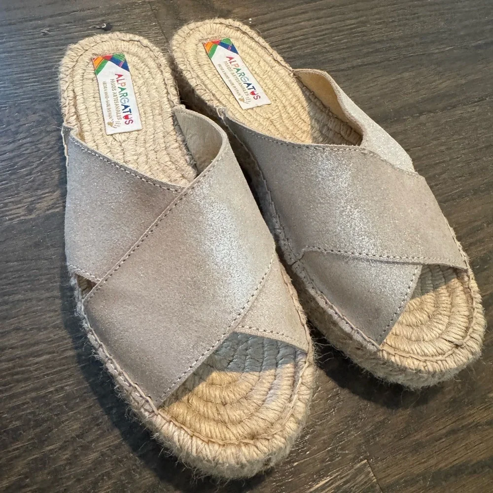 Anthropologie chic comfortable