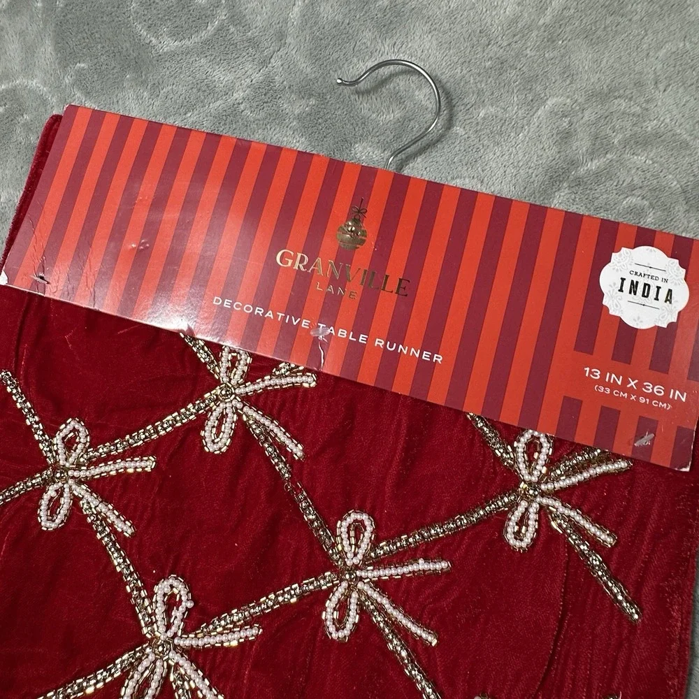 Farrisilk this ornate