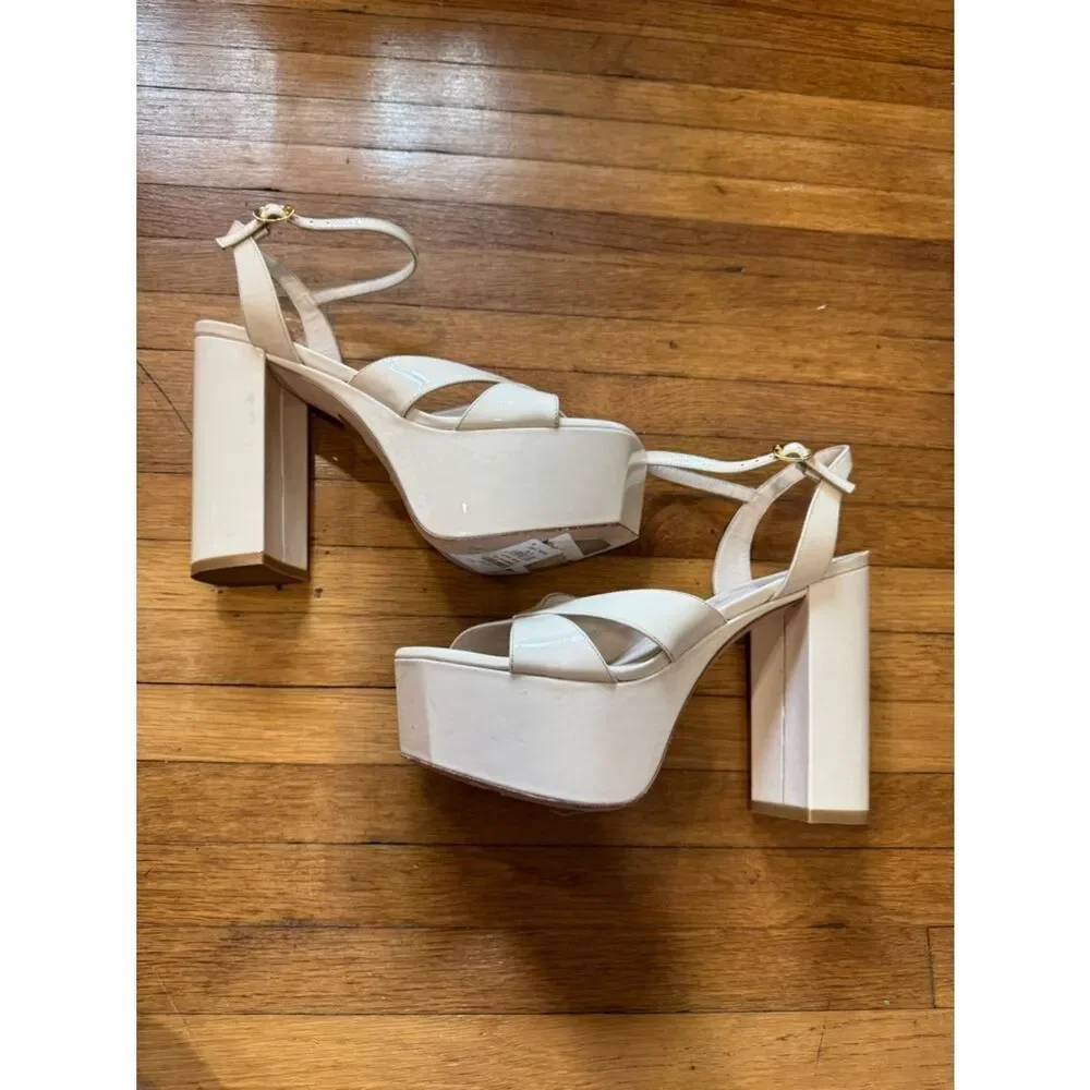 Stuart Weitzman chic ivory