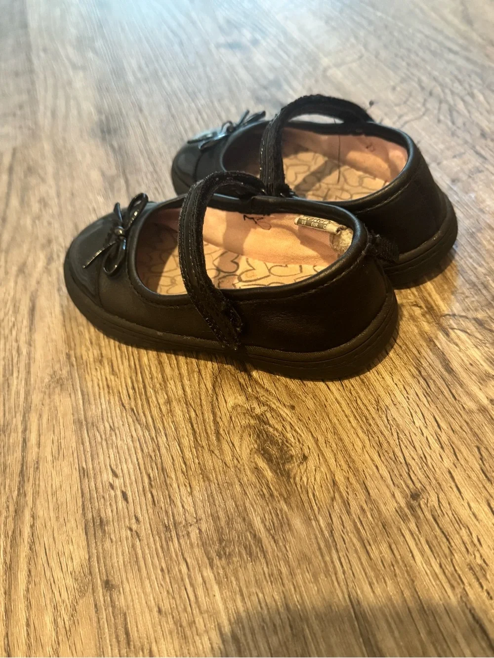 Carters shiny black