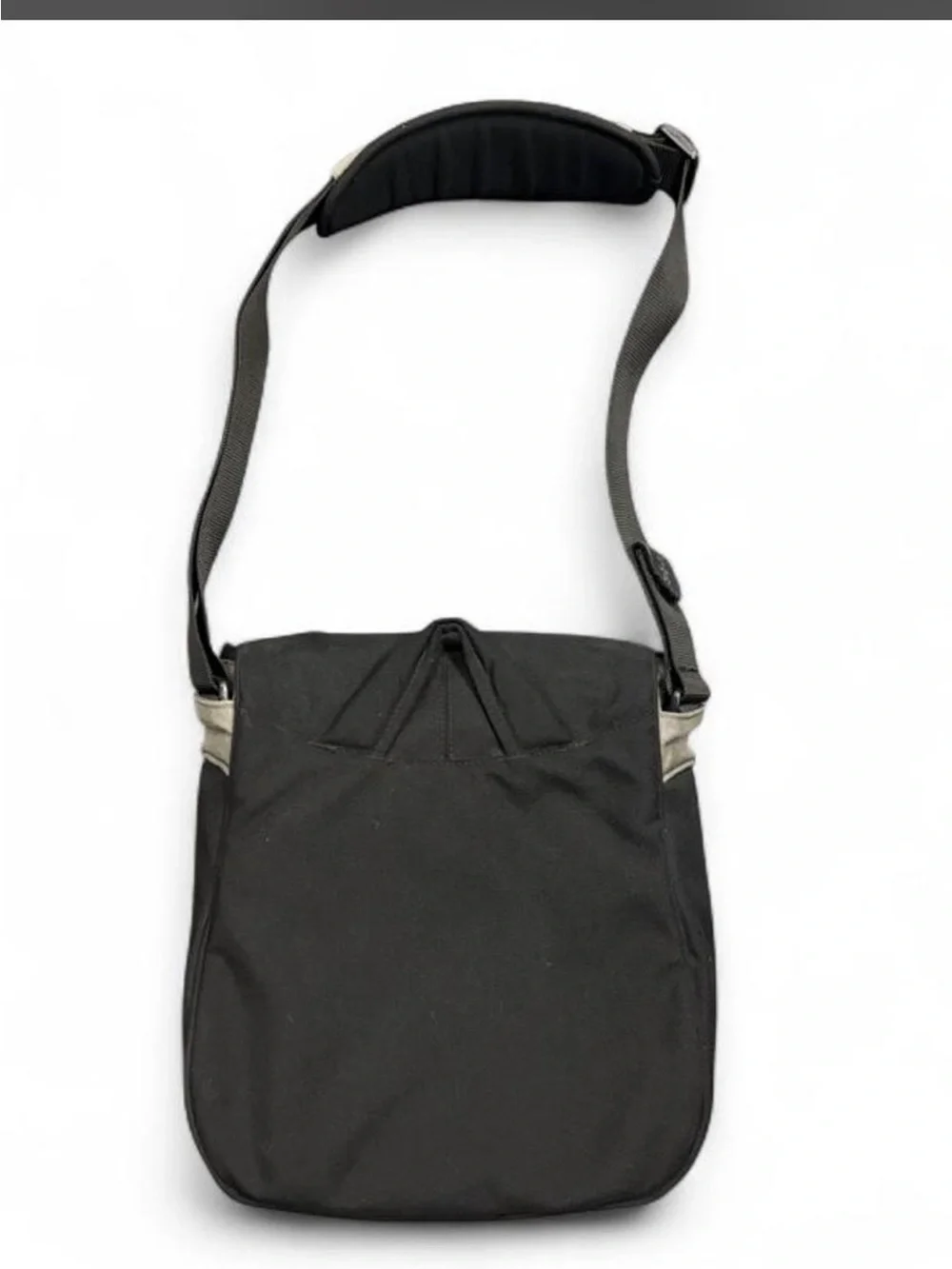 Crumpler versatile black