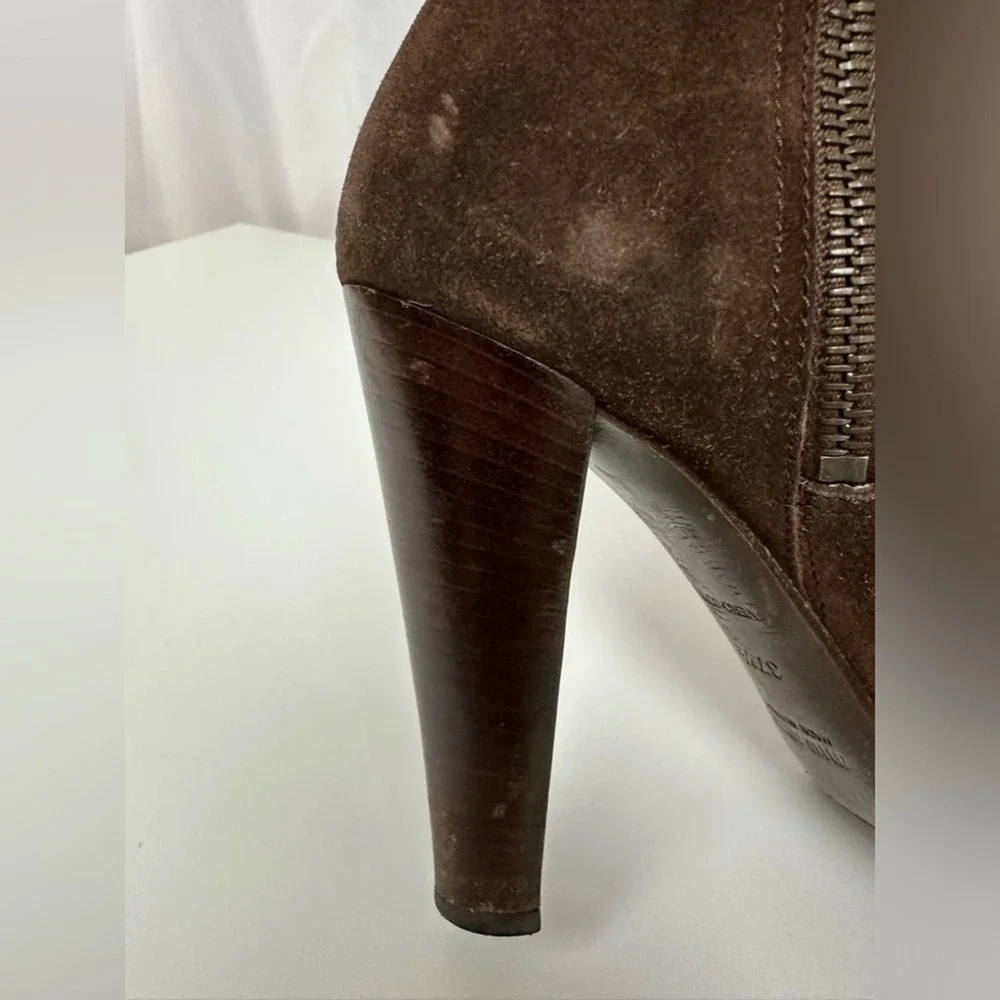 Miu Miu heeled used stacked