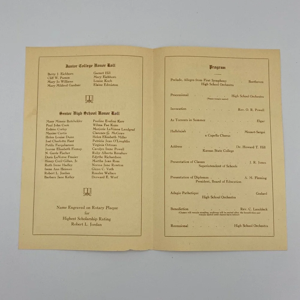 1941 1942 Garden City Junior College Kansas Yearbook Banquet Commencement WWII