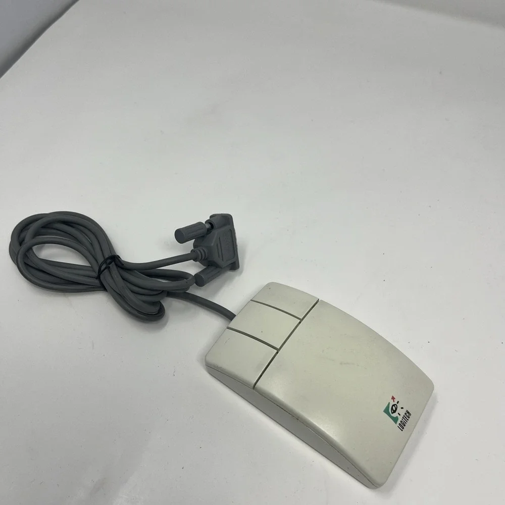 Logitech M-MD15L Ball Type Corded Computer Mouse w/ Serial Connector 3-Button‎
