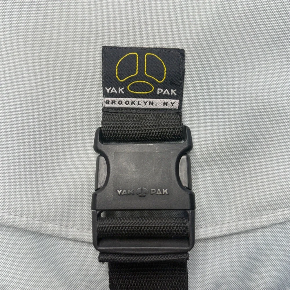 Yak Pak Brooklyn NY Messenger Bag‎ Aqua Canvas Crossbody Laptop Shoulder 2000s