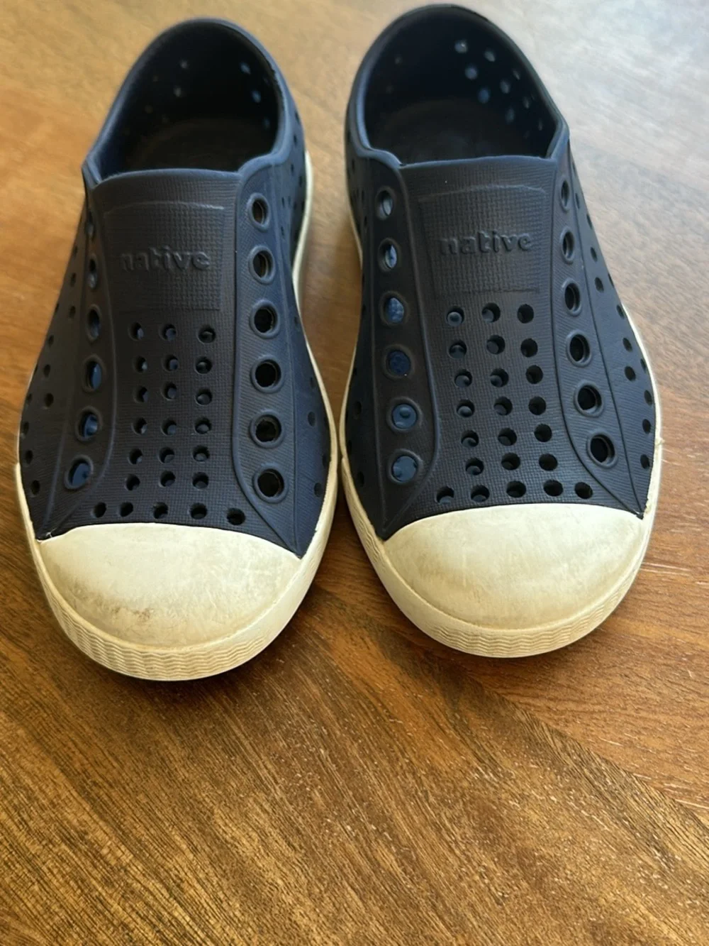 Native Jefferson Slip-On Kids Shoes in Navy