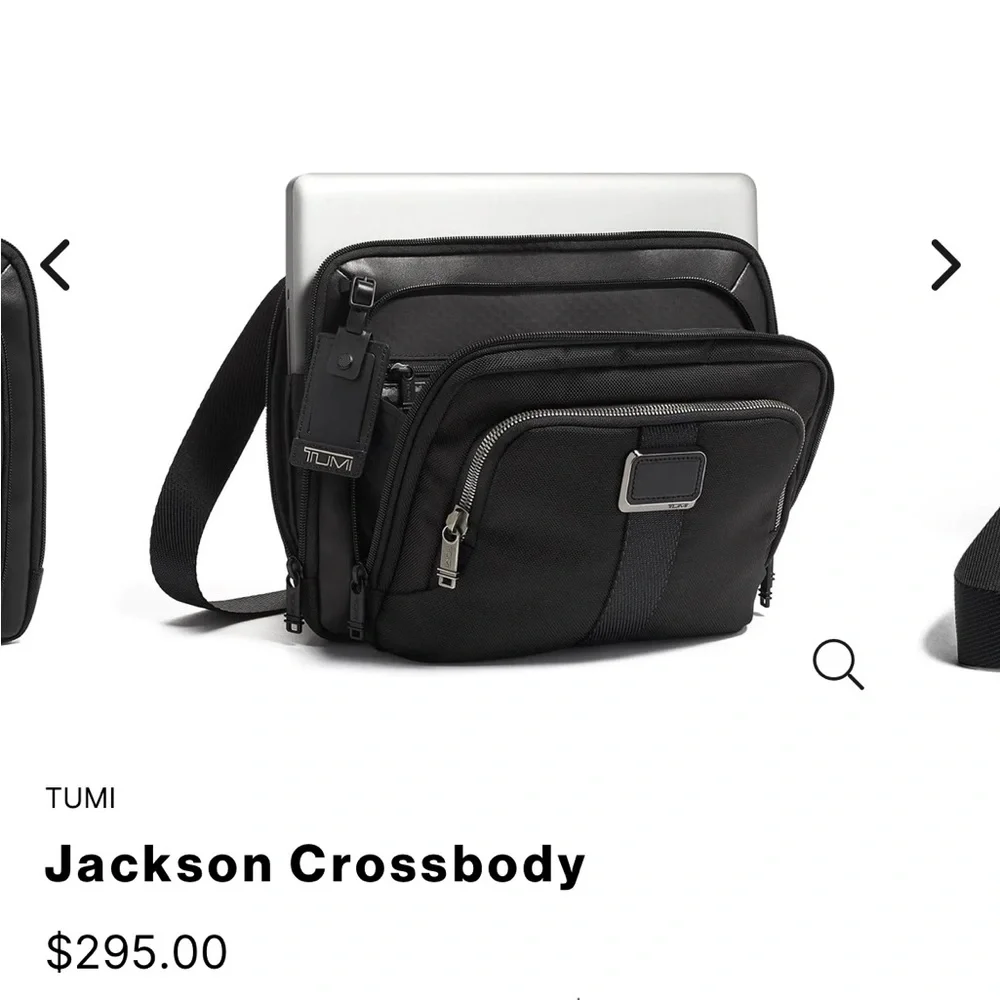 Tumi streamlined messenger