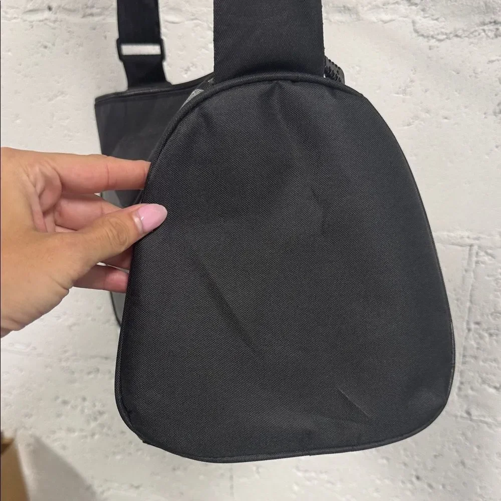 Sporto sleek messenger