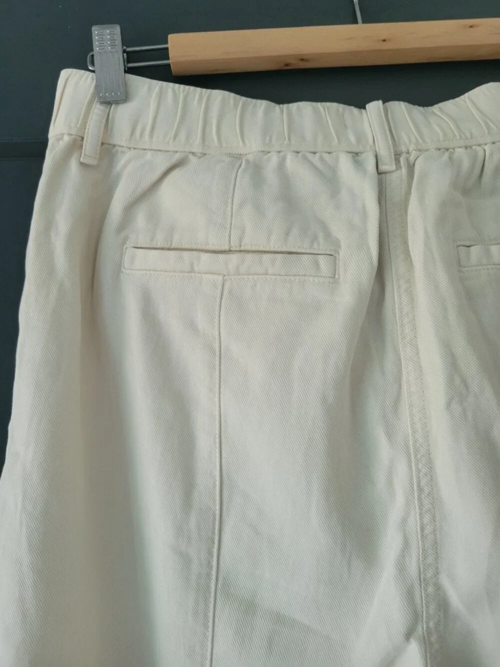 Banana Republic product details