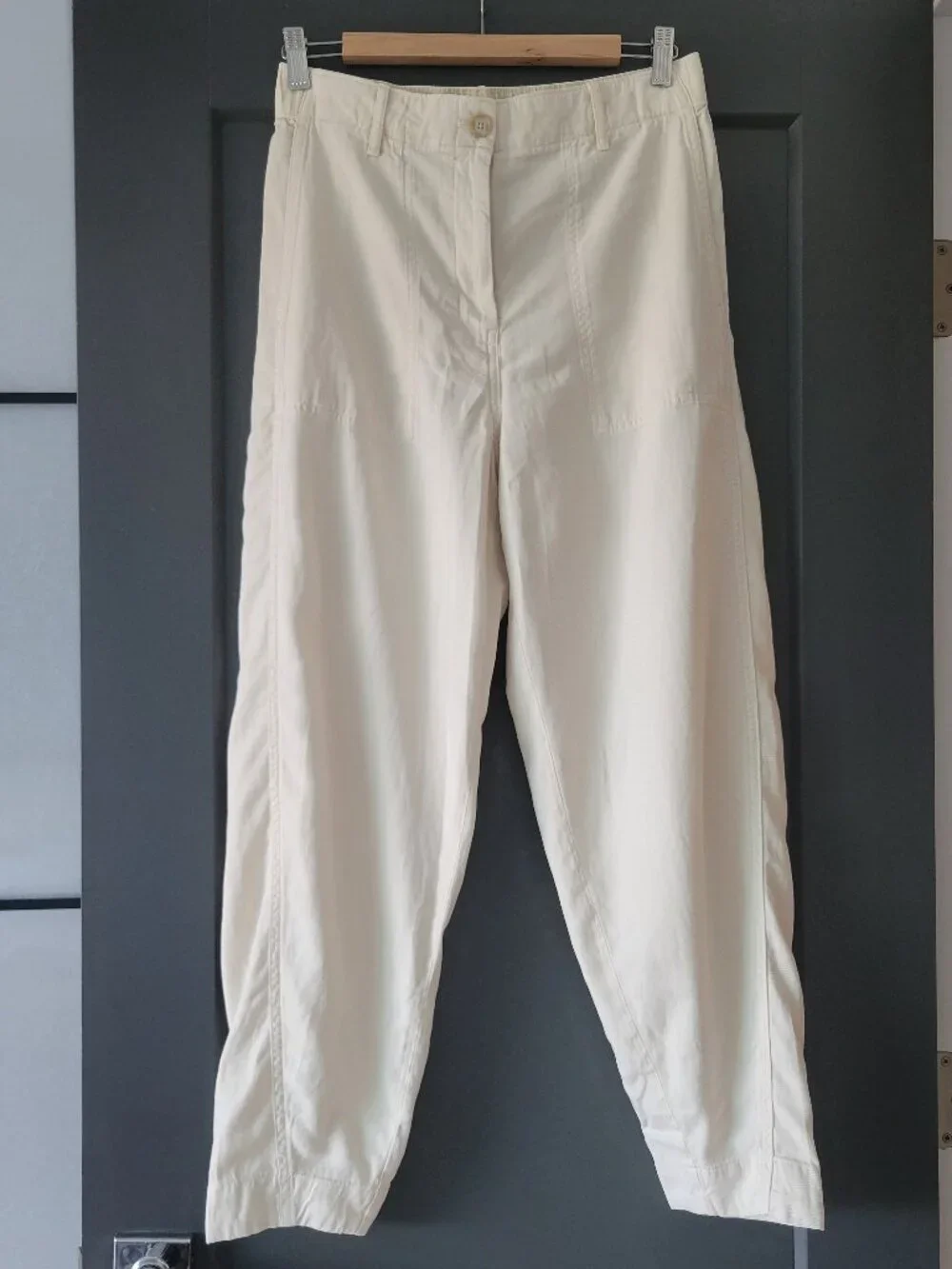 Banana Republic product details
