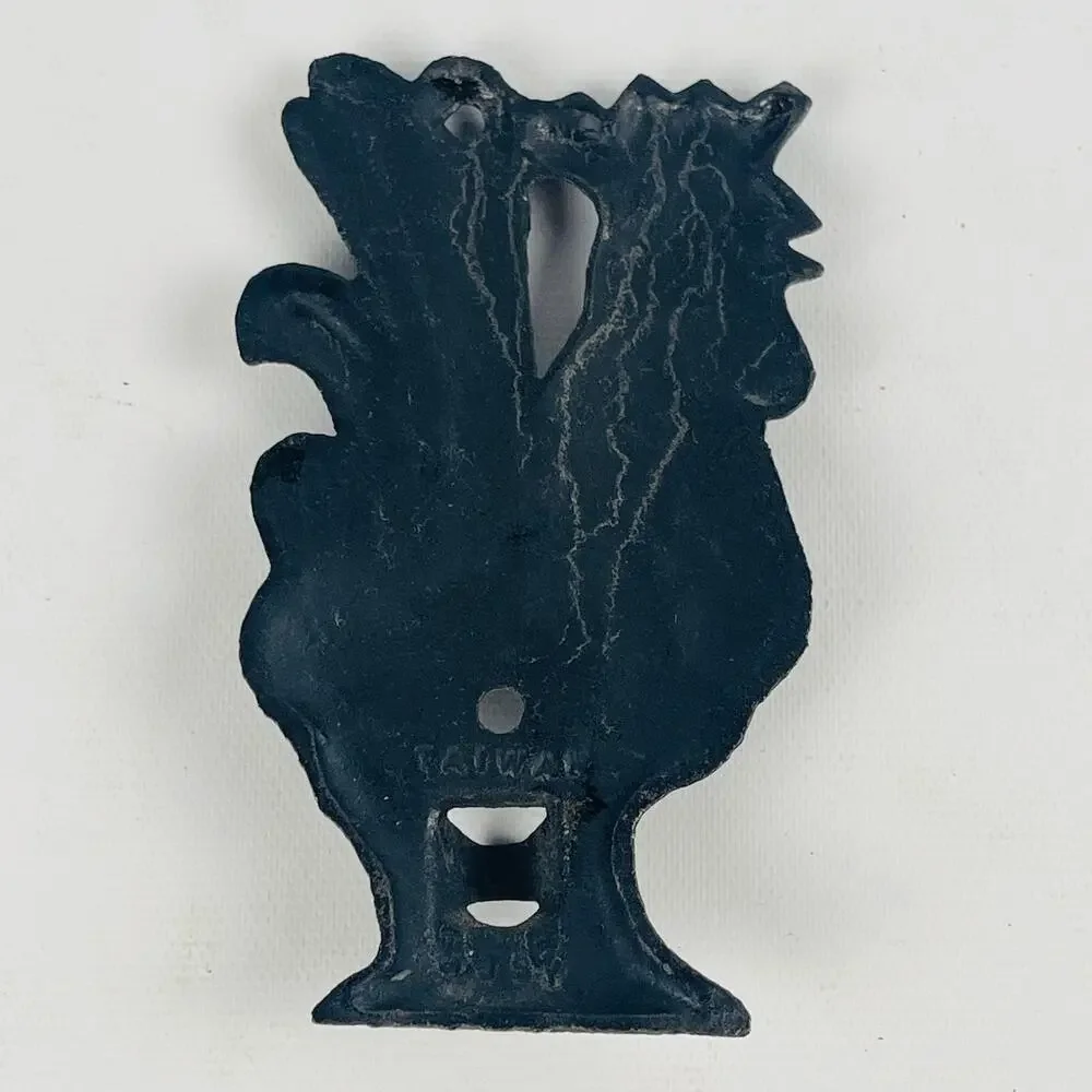 Vintage rooster farmhouse