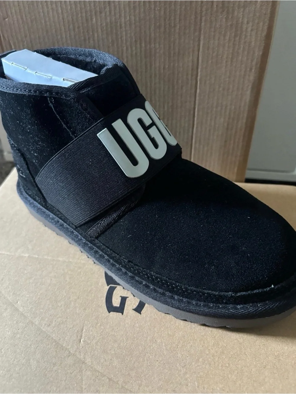 UGG classic ultra