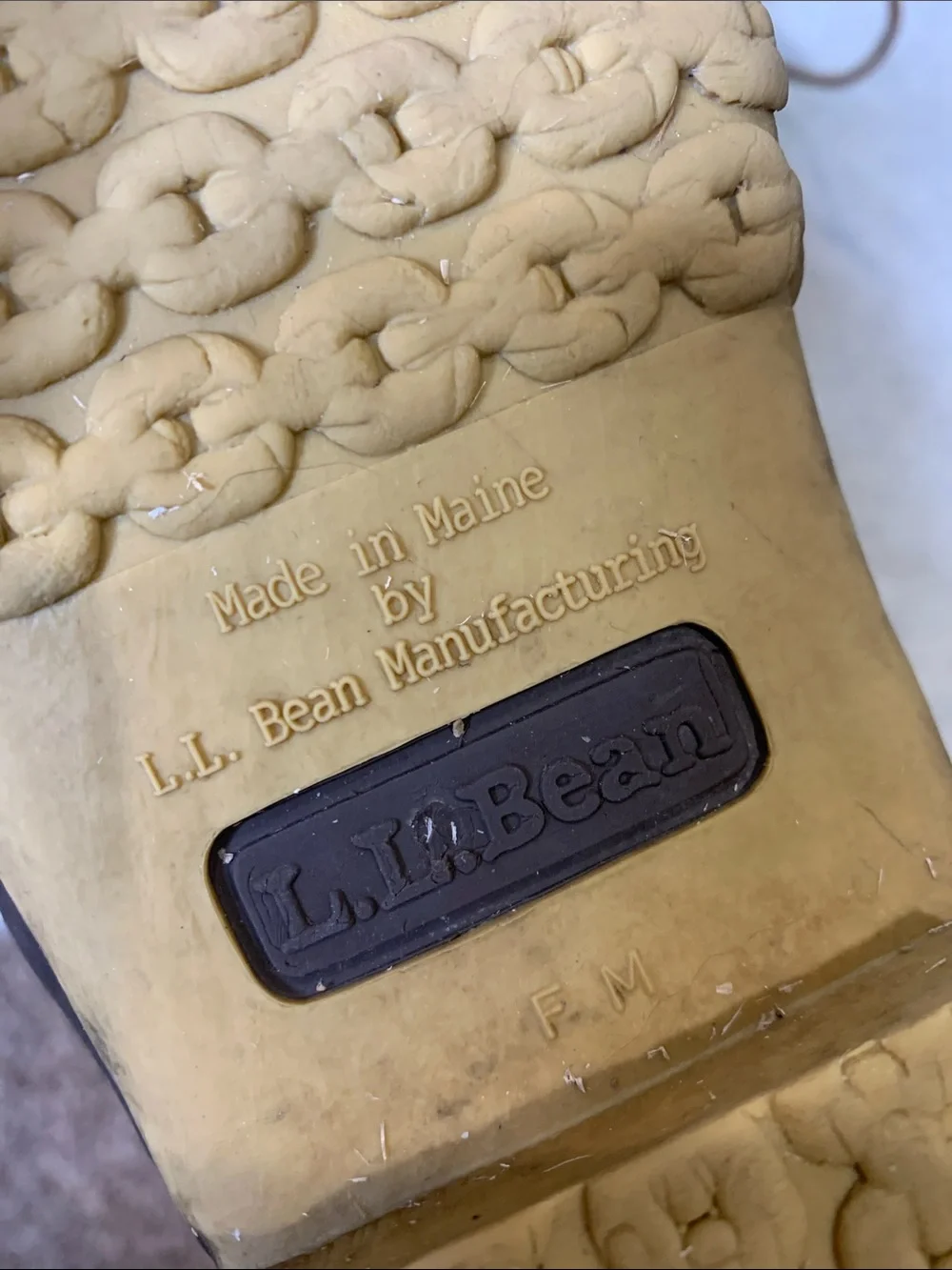L.L. Bean lace keeps classic