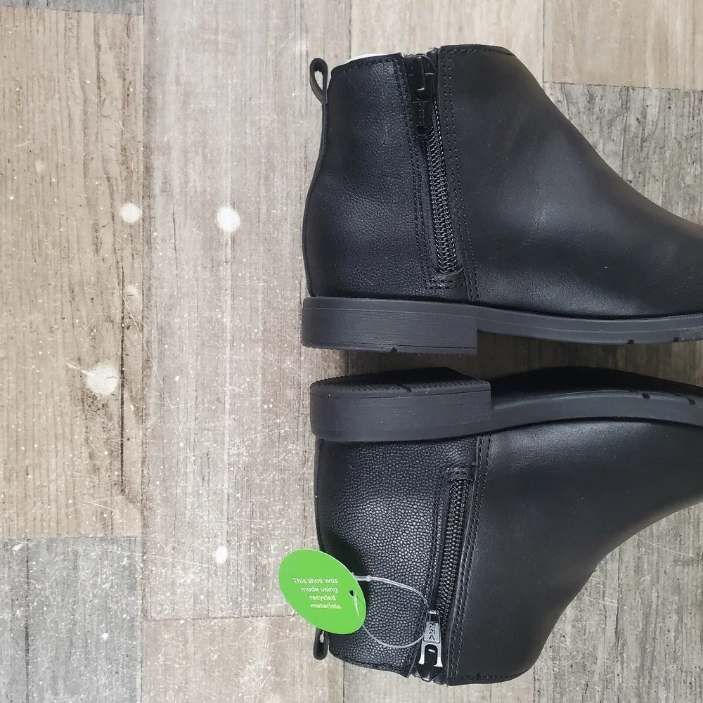 Stride Rite new without