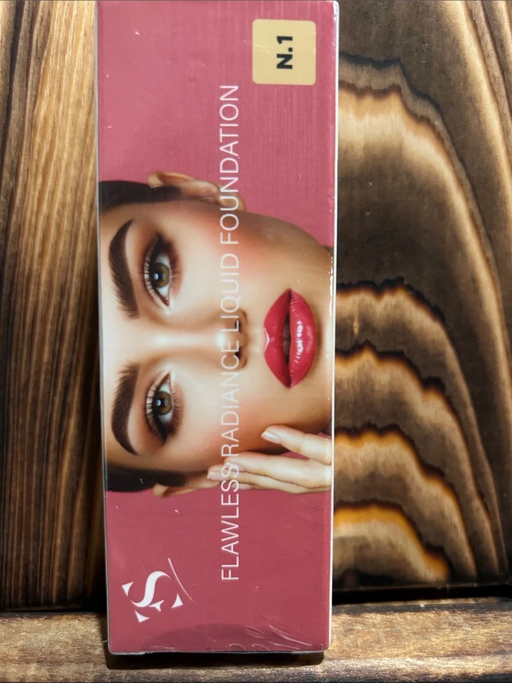 Flawless Radiance Liquid Foundation - N.1 Natural Beige