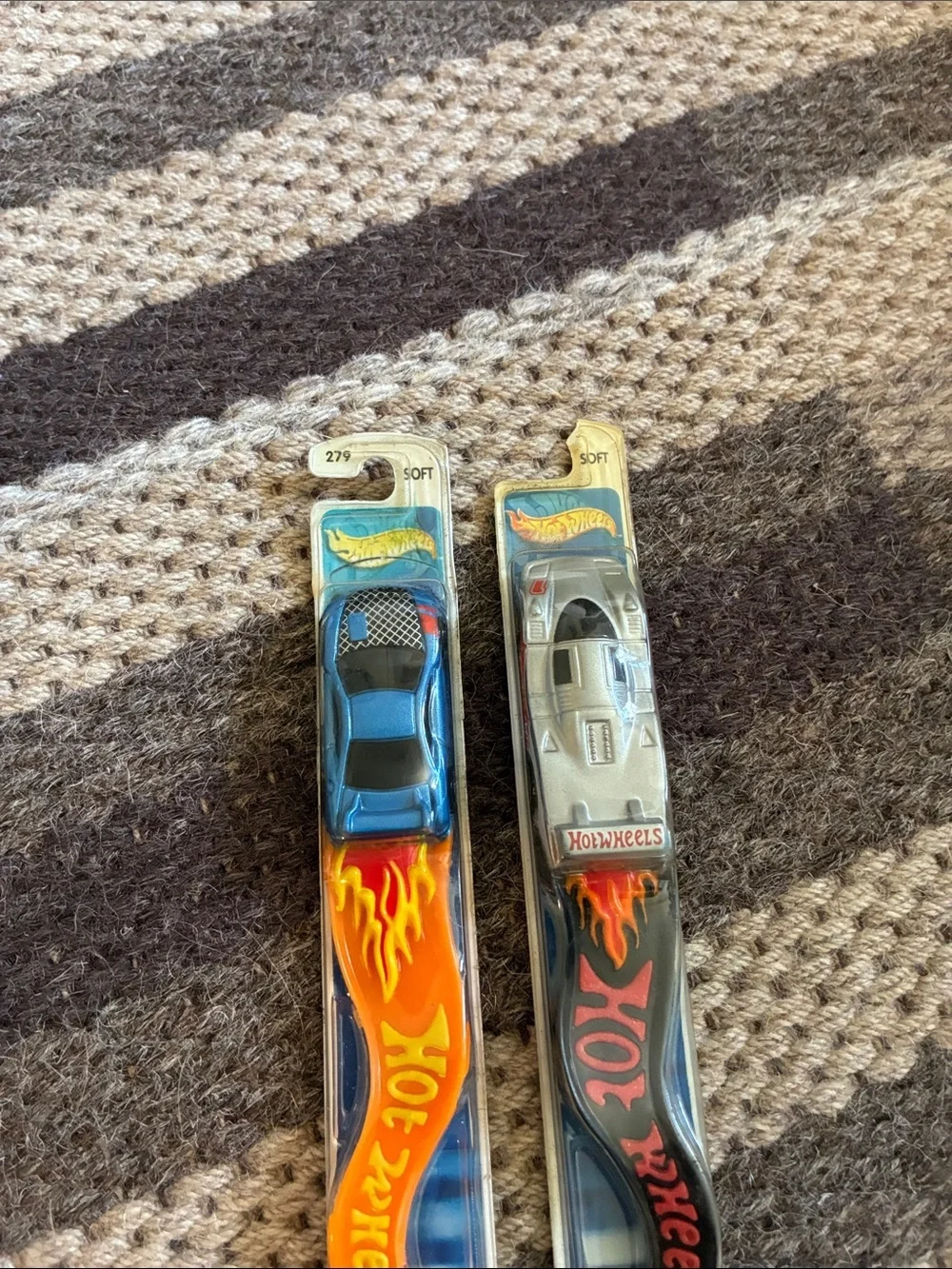 Zooth brush vintage 2001