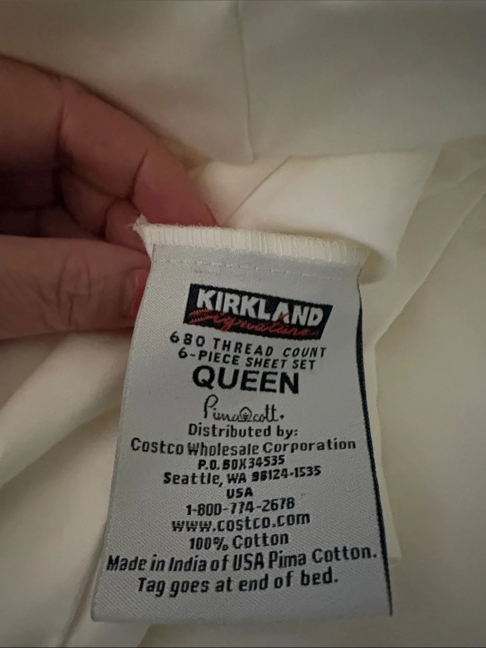 NEW Kirkland Signature 680 100% Cotton Queen Sheets 4 Pillow Cases White NWOT