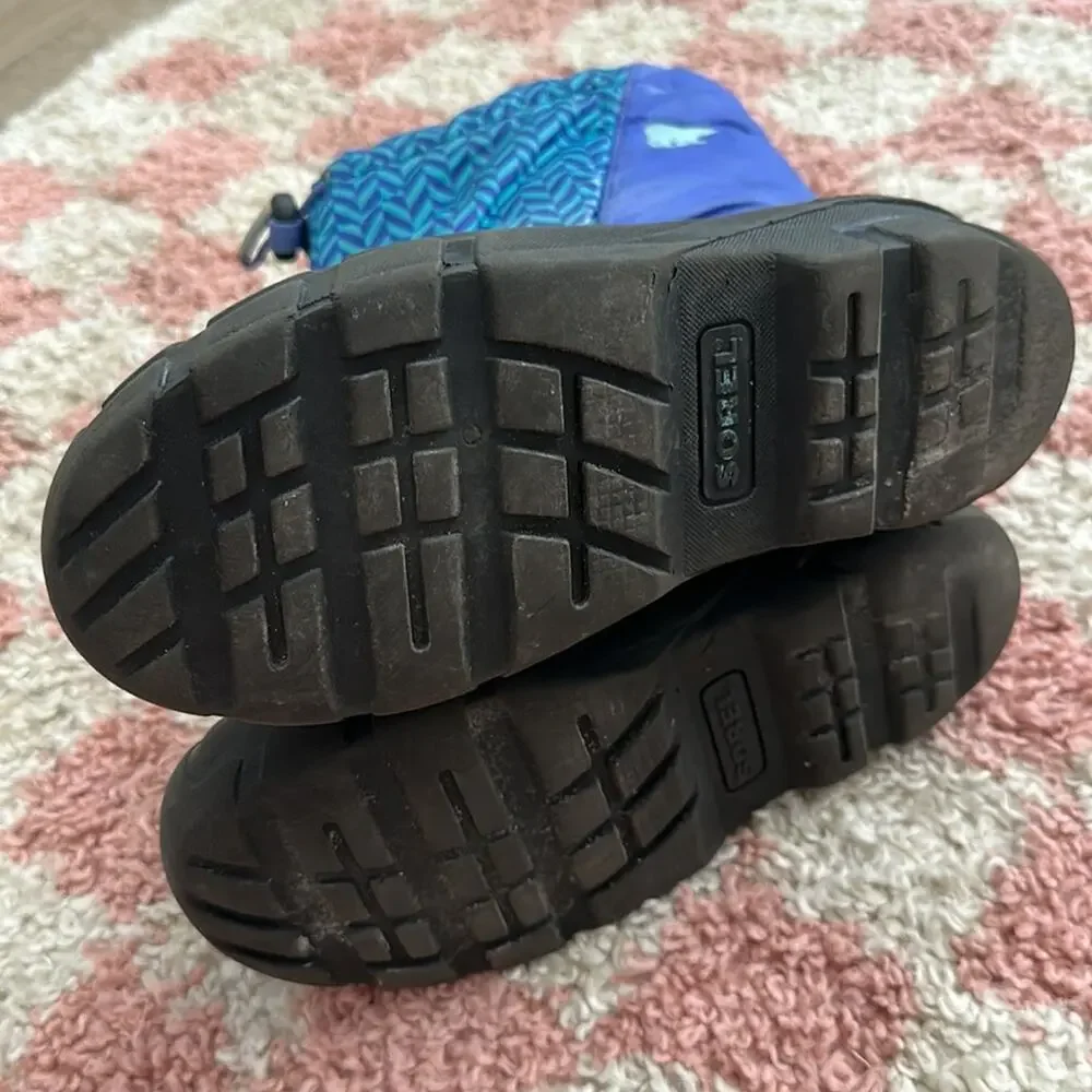 Sorel velcro outsole
