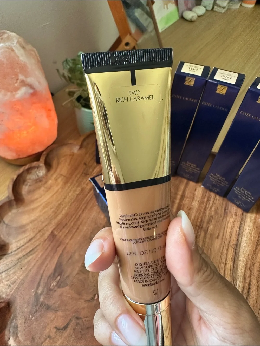 Estee Lauder Futurist Hydra Rescue Moisturizing Makeup 5W2 Rich Caramel
