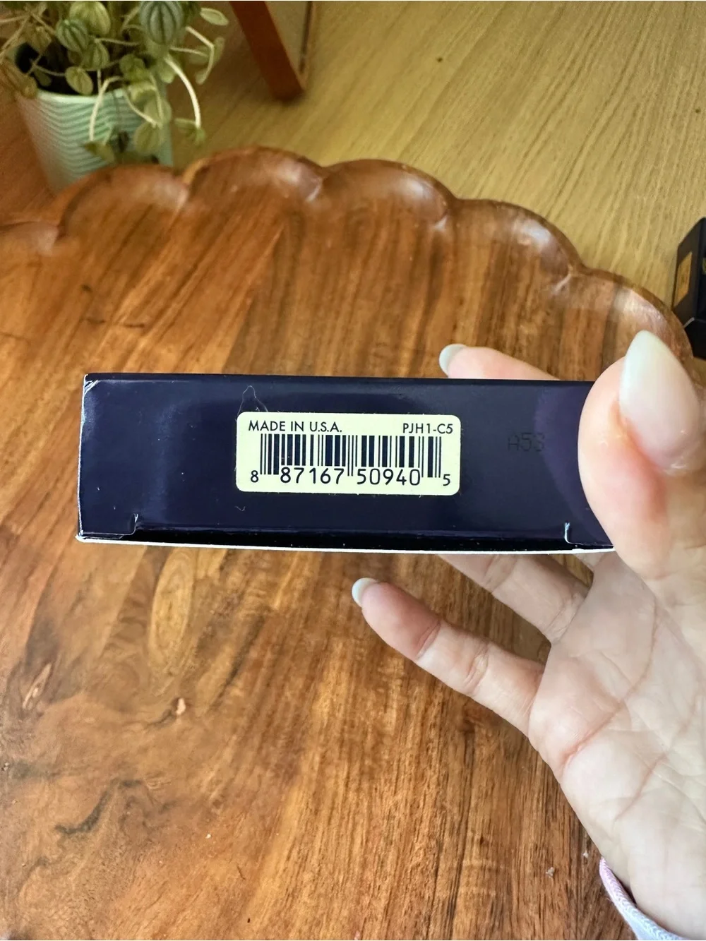 Estee Lauder Double Wear Matte Powder Foundation - Deep Amber (7N1)