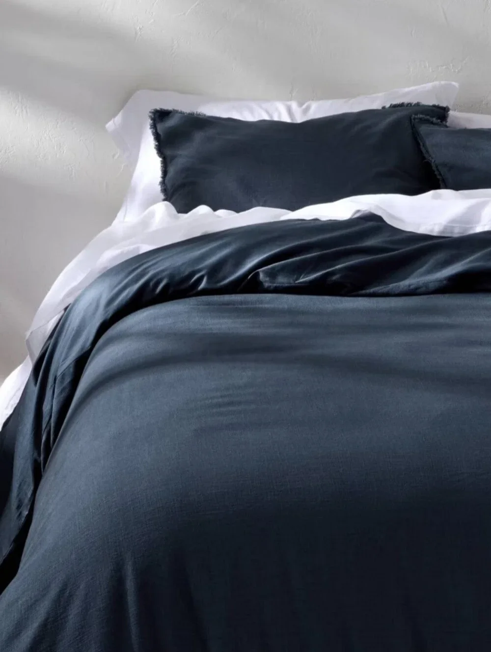 Casaluna solid sleek