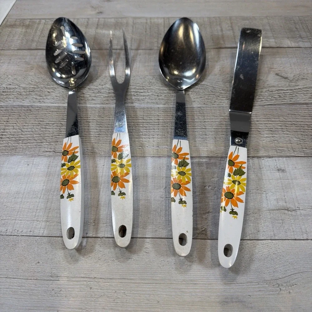 Vintage EKCO Country Garden MCM Floral Kitchen Utensils 4 Pc Set USA Cottagecore