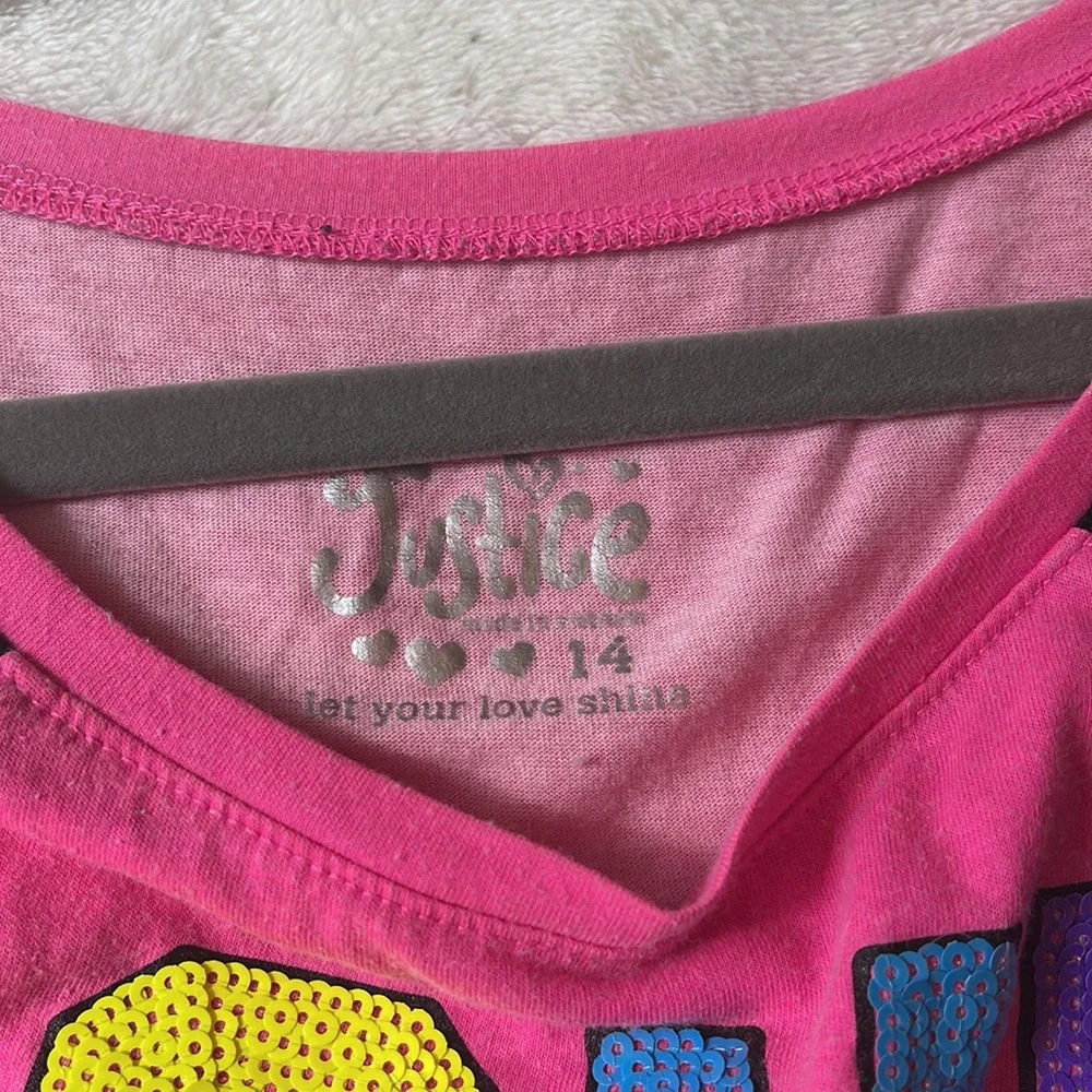 💜4/$10💜 Justice Love Graphic Shirt
