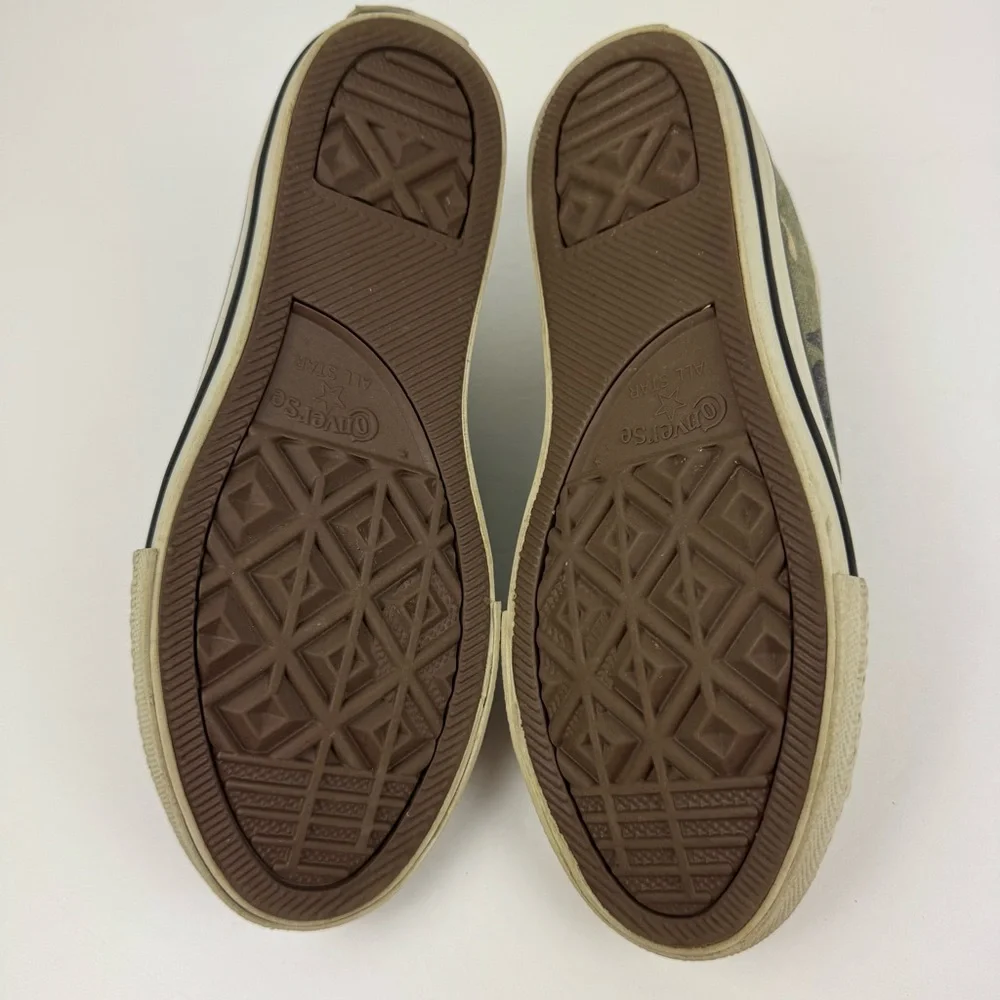 Converse see laceless olive